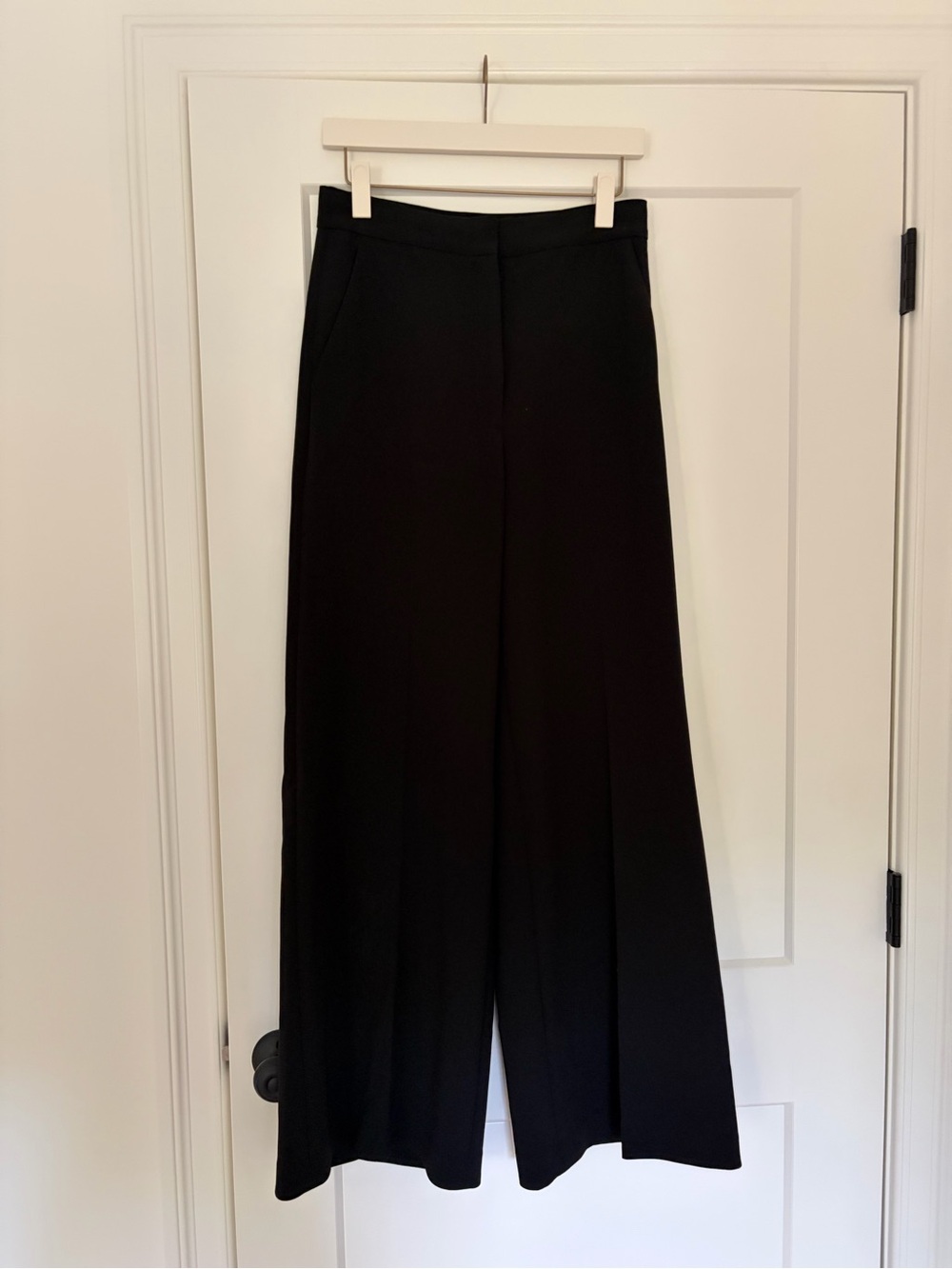 Aritzia Babaton Leeway Pant Black Wide-Leg Size 8